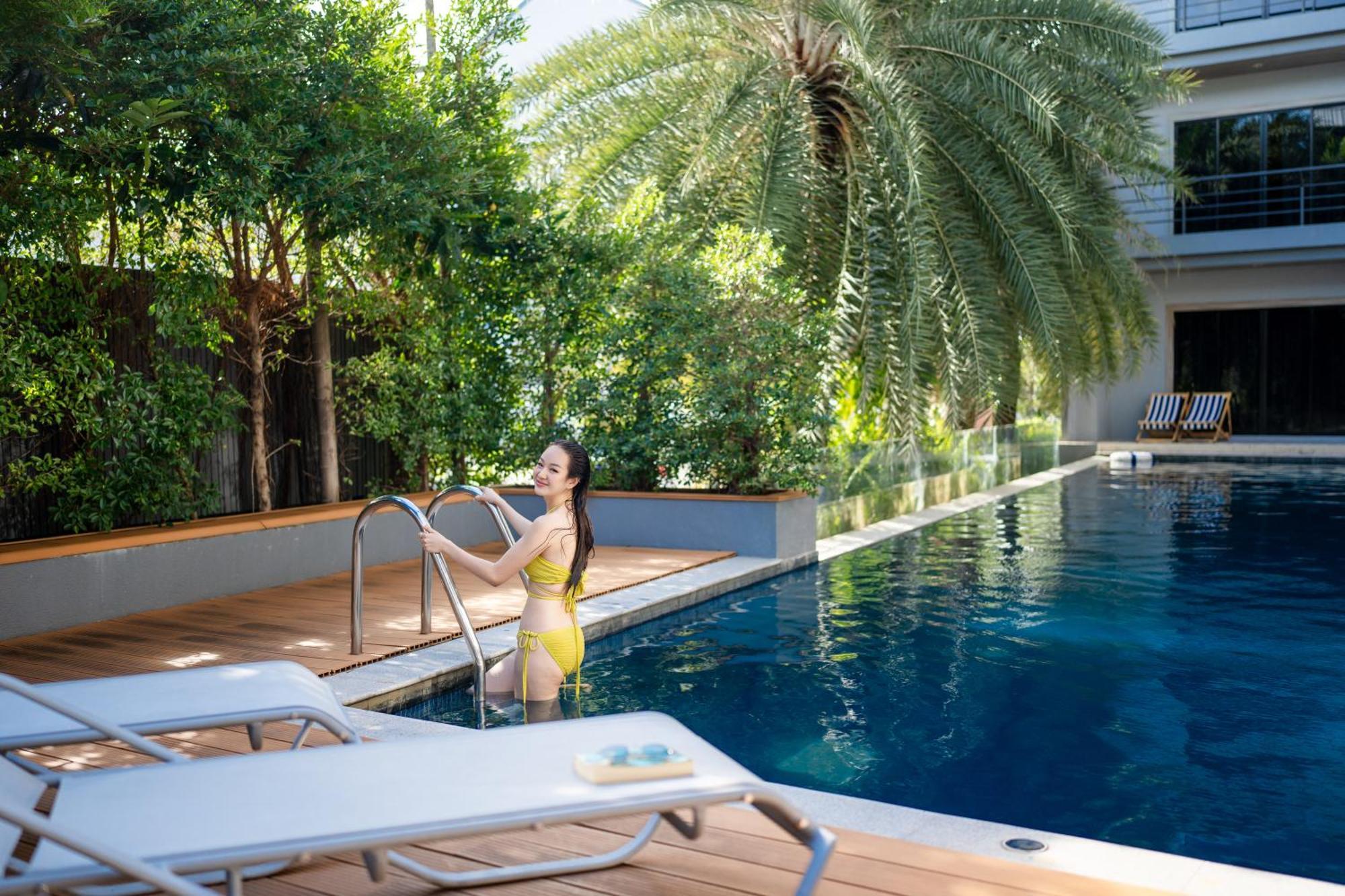 Bhukitta Boutique Hotel Phuket Town Esterno foto