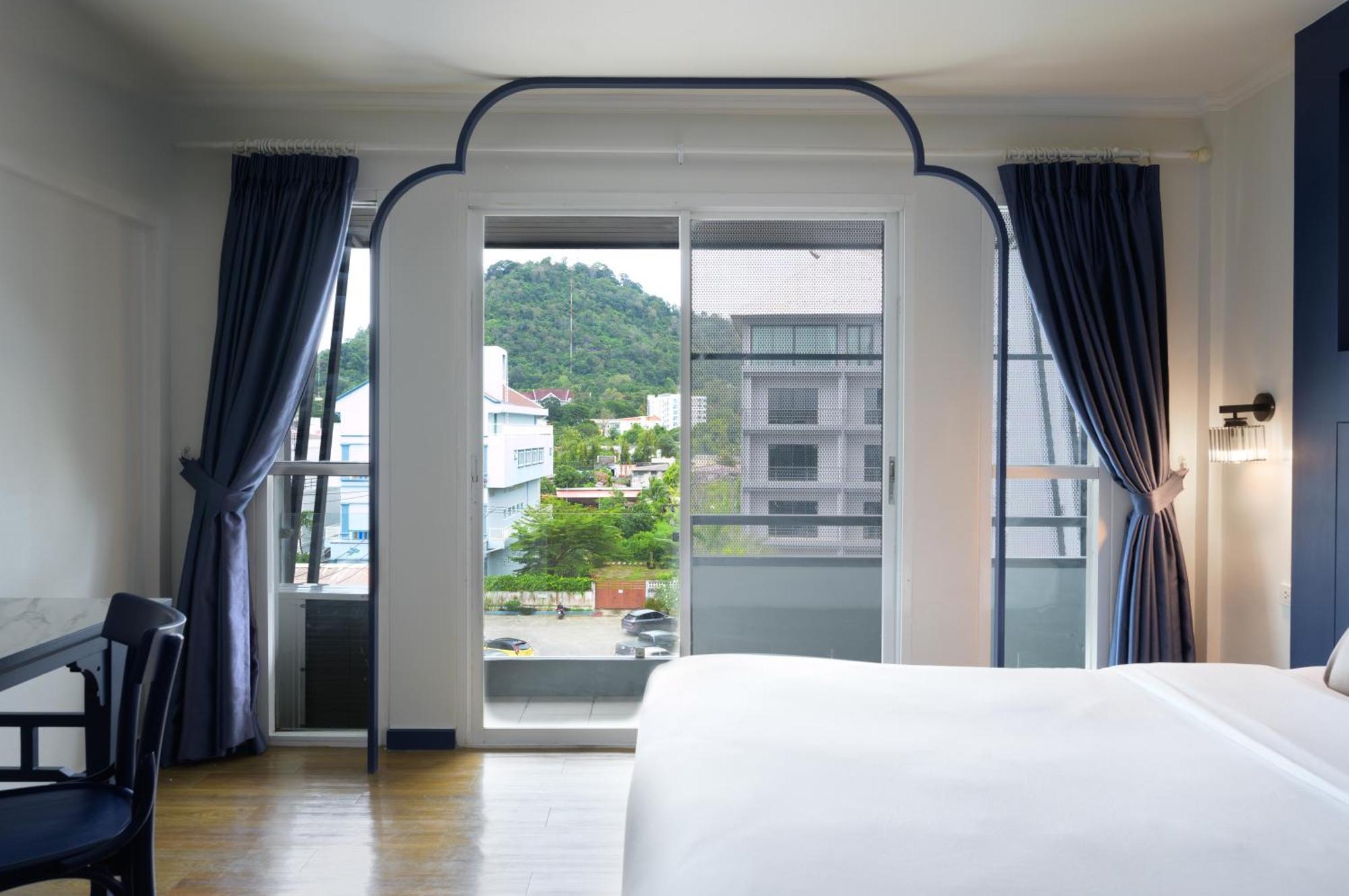 Bhukitta Boutique Hotel Phuket Town Esterno foto